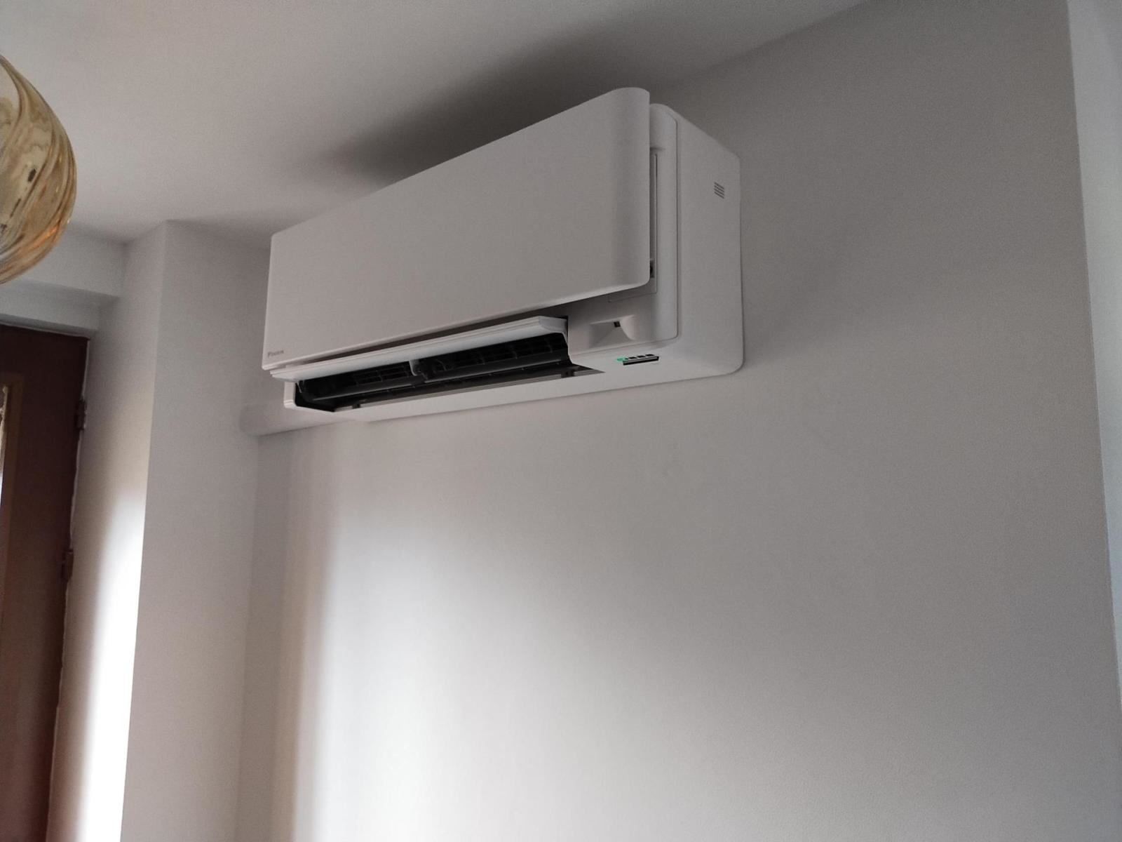 Climatisation réversible air-air à Héricourt : Profitez d’un confort optimal toute l’année avec Favez Frédéric